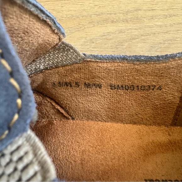 Born Bryson Dark Blue Distressed Loafers main image 2